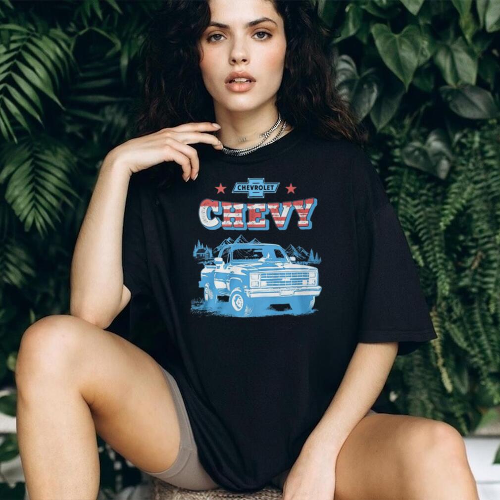 Classic Chevrolet Chevy Square Body Truck American Flag T Shirt