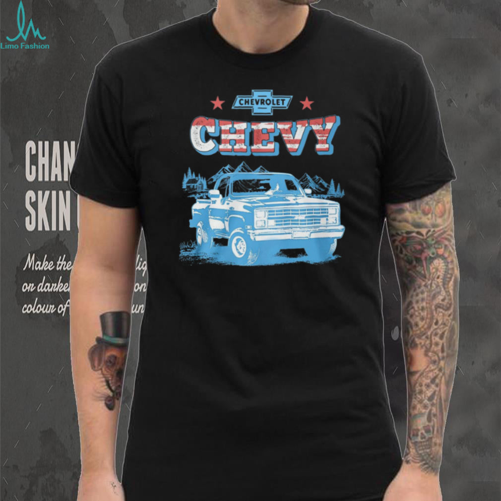 Classic Chevrolet Chevy Square Body Truck American Flag T Shirt