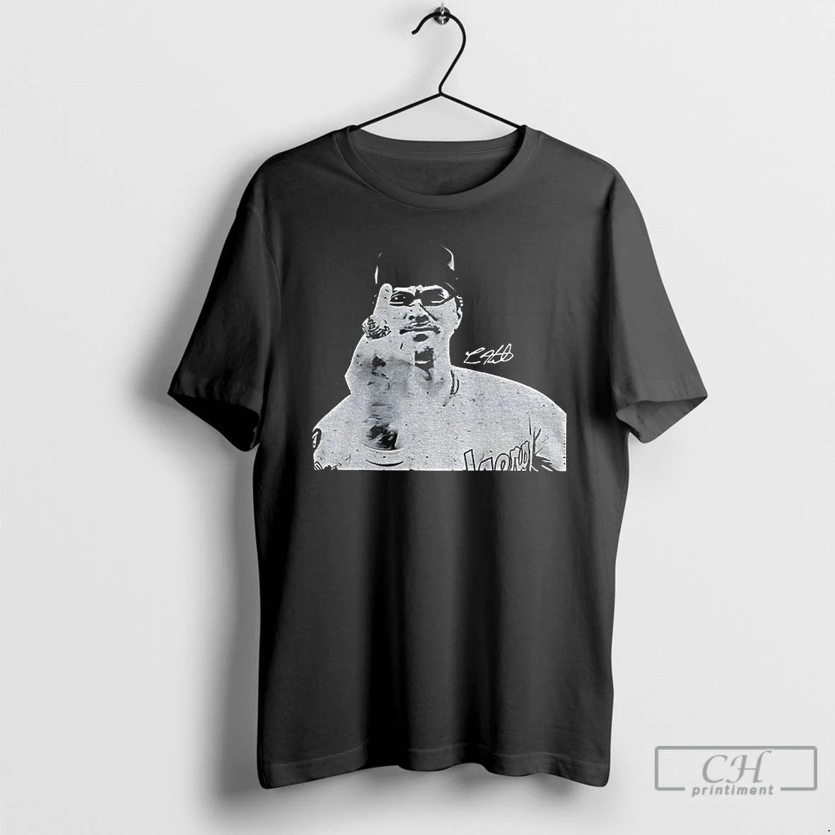Classic Kike Hernandez Funny Middle Finger Signed T Shirts Hoodie, Sweatshirt | InkNestWear.com