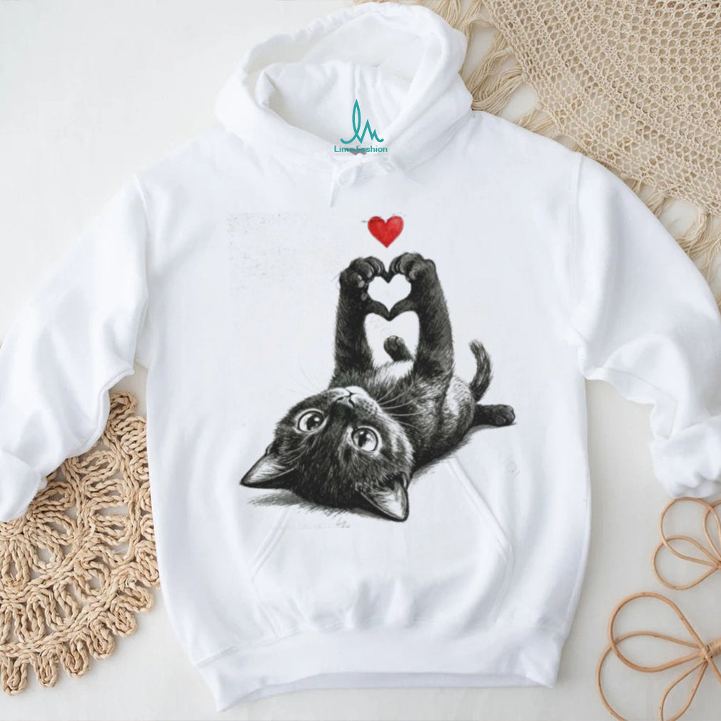 Cute Black Cat Heart Paws Graphic Tee For Cat Lovers
