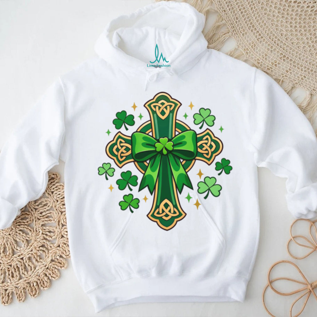 Green Celtic Cross with Shamrocks Irish Heritage Tee