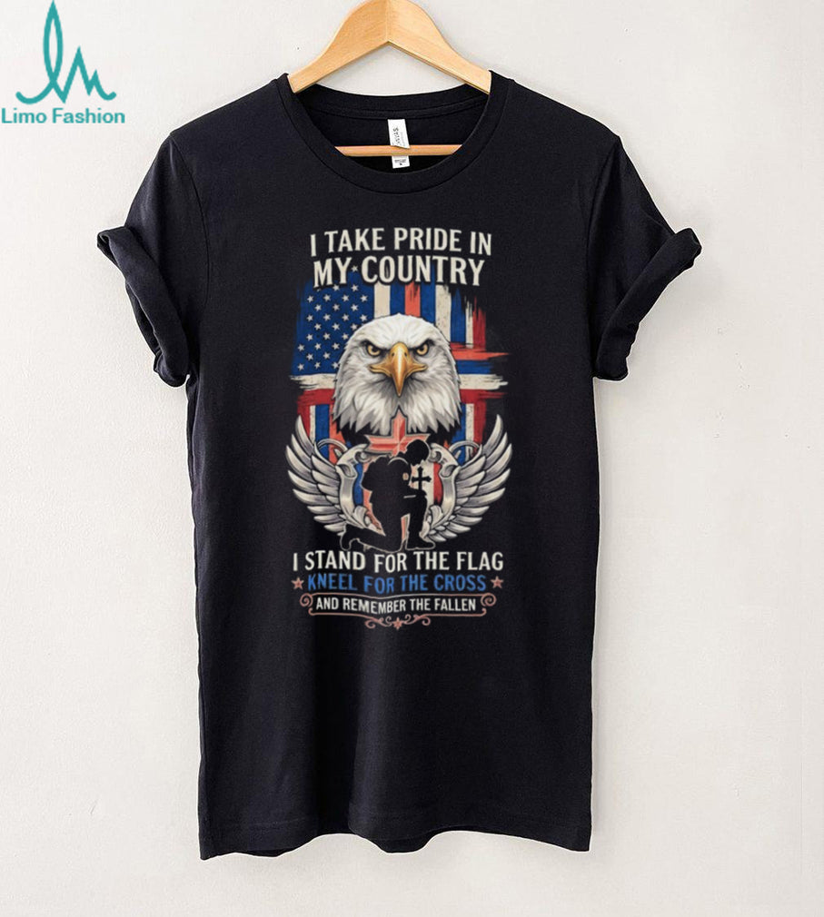 Kneeling Soldier Patriotic Cross & Eagle T Shirt Remember The Fallen