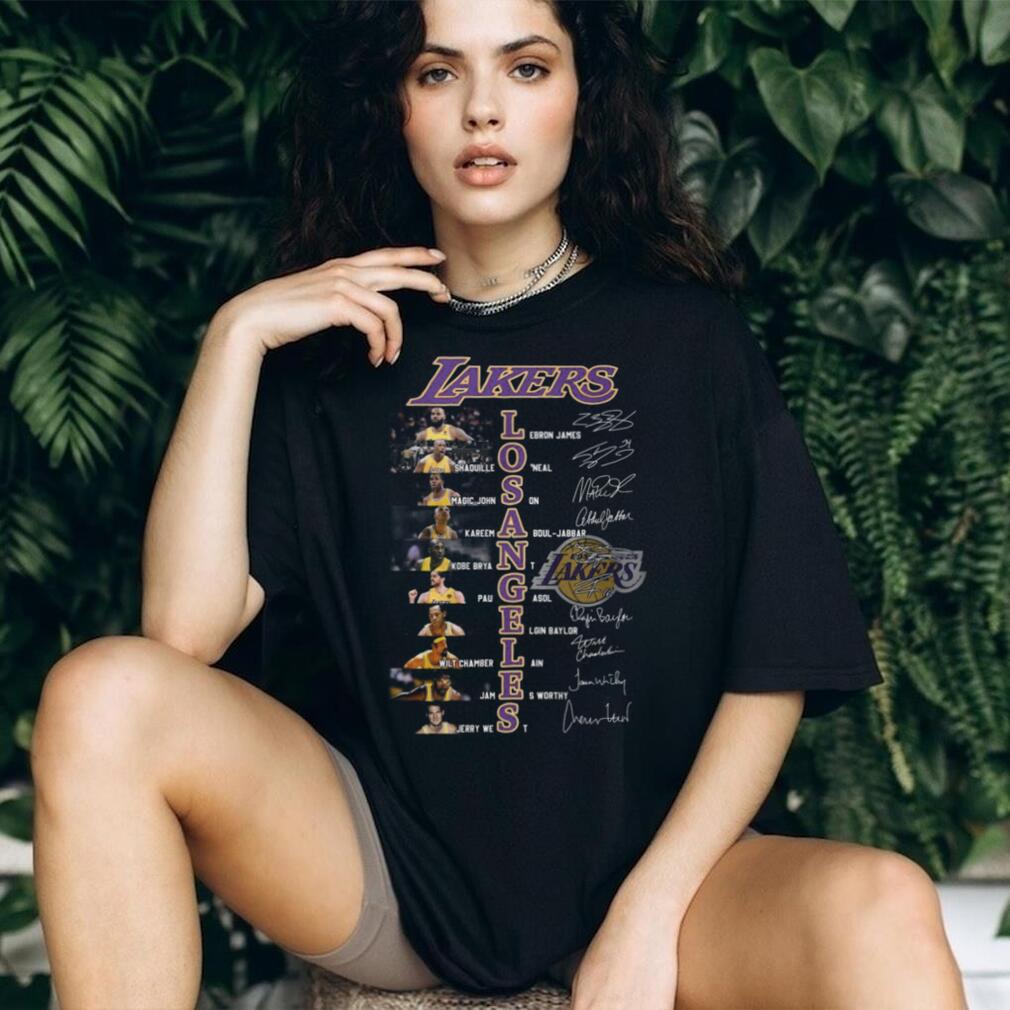 Los Angeles Lakers All Time Greats Roster Signatures Graphic T Shirt