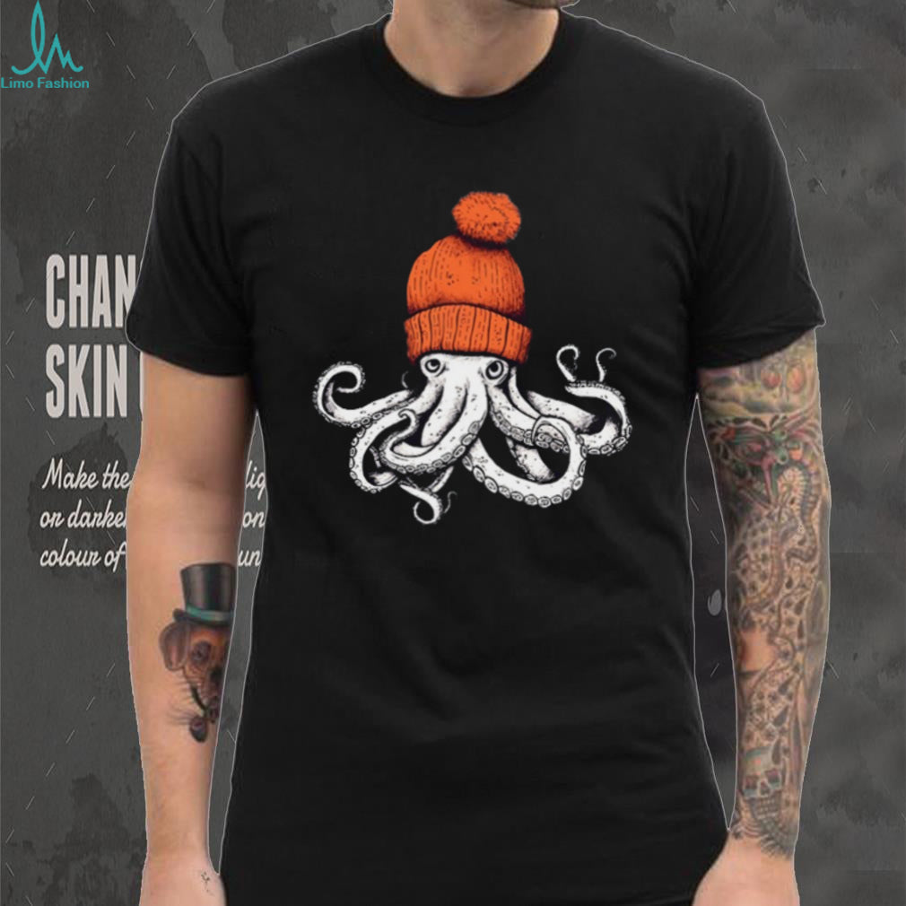 Octopus Wearing Orange Beanie Knit Hat T Shirt