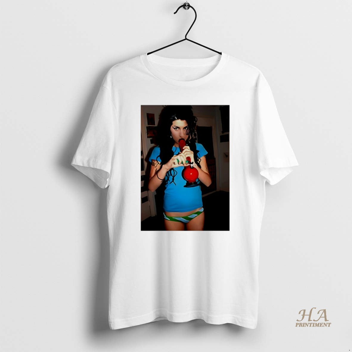 Official Amy Winehouse Smoking Bong Circle T-Shirts, Hoodie, Sweatshirt | InkNestWear.com