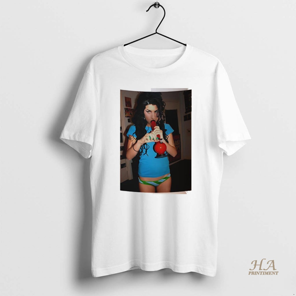 Official Amy Winehouse Smoking Bong Meme T-Shirts, Hoodie, Sweatshirt | InkNestWear.com