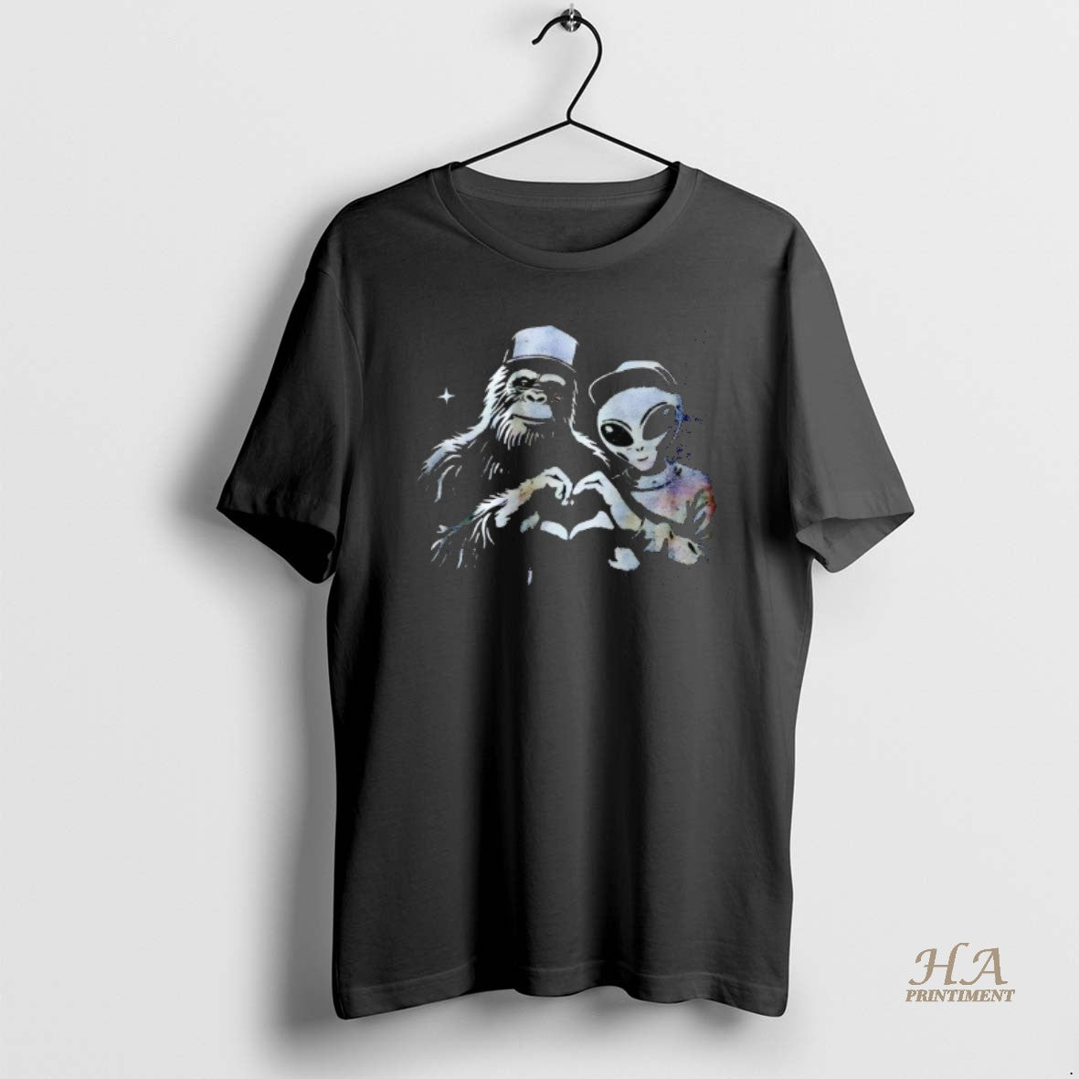 Official Bigfoot And Alien Hand Heard T-Shirts, Hoodie, Sweatshirt | InkNestWear.com