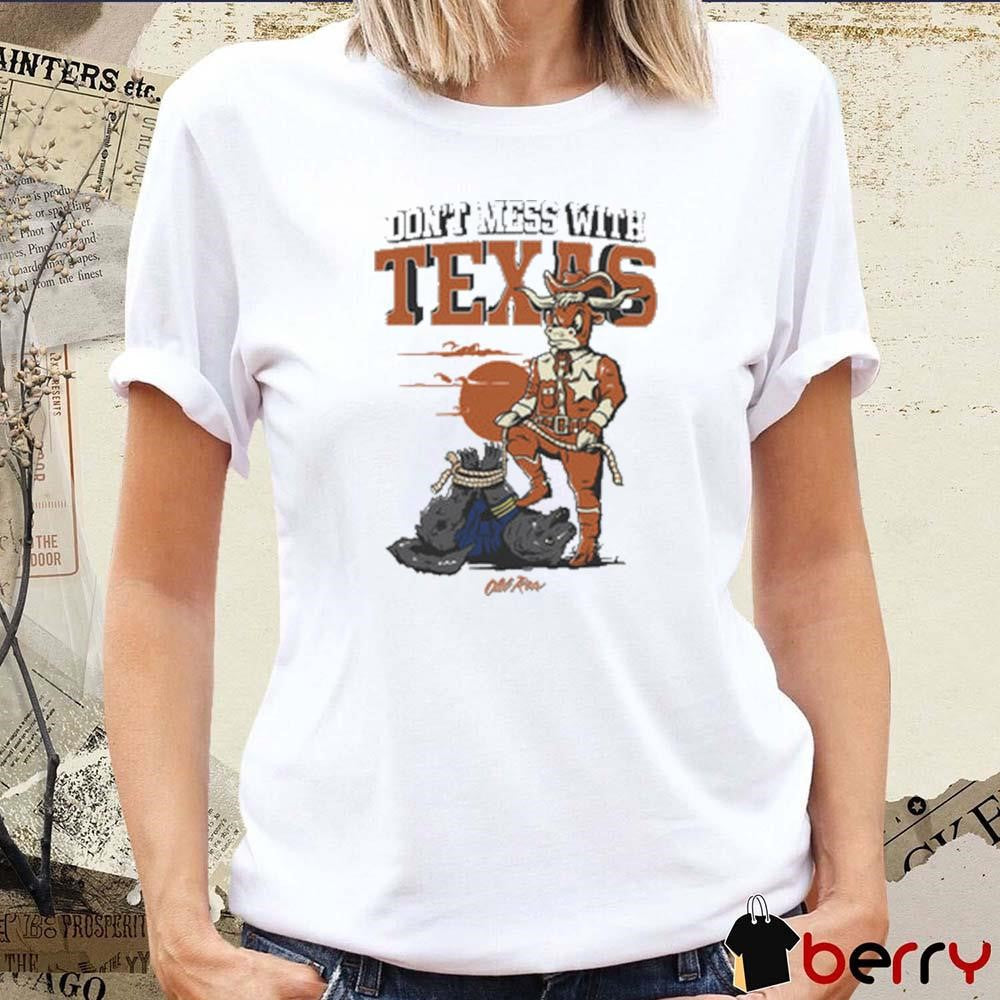 Don’t Mess With Texas Longhorns Football Pocket Painting t-shirt