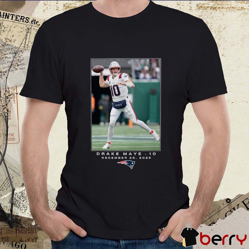 Drake Maye New England Patriots NFL Flash Features Week 17 December 28 2025 Graphic t-shirt