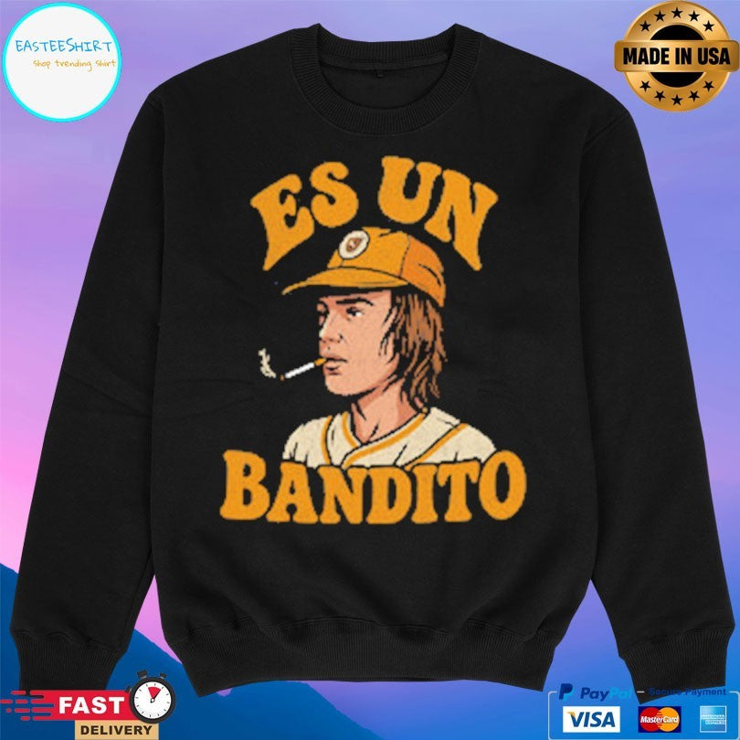 Es Un Bandito Smoking T-shirt