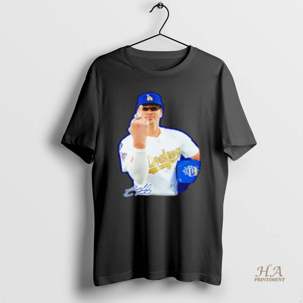 Official Kike Hernandez Los Angeles Dodgers Middle Finger T-Shirts, Hoodie, Sweatshirt | InkNestWear.com