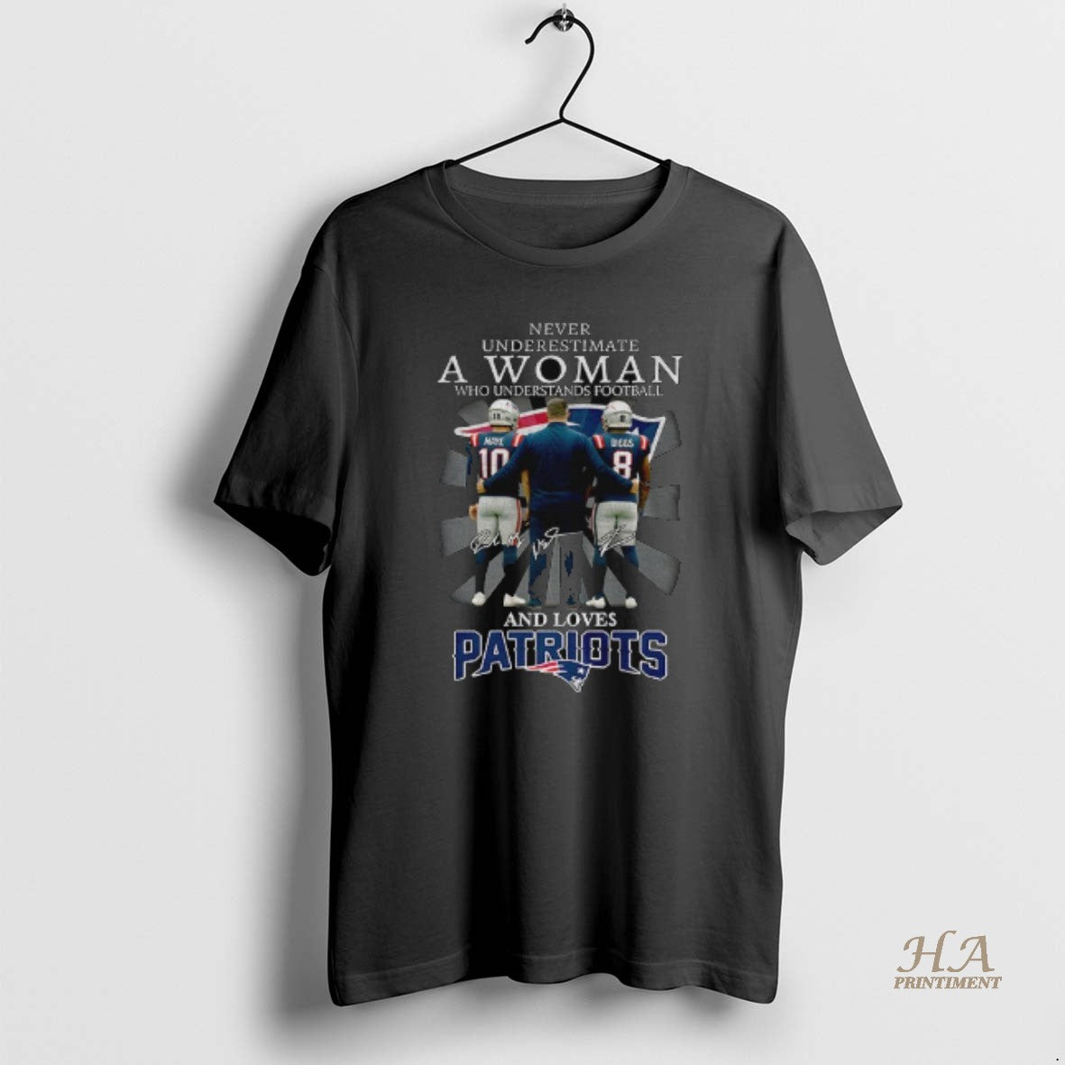 Official Maye Diggs Signature Never Underestimate A Woman Who Understands Football And Loves Patriots T-Shirts, Hoodie,...