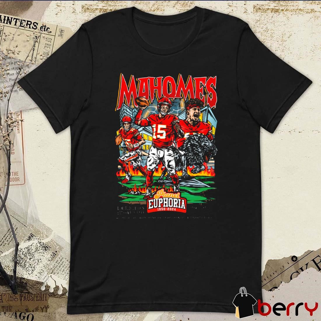 Patrick Mahomes V2 Kansas City Chiefs NFL Planet Euphoria Artwork t-shirt
