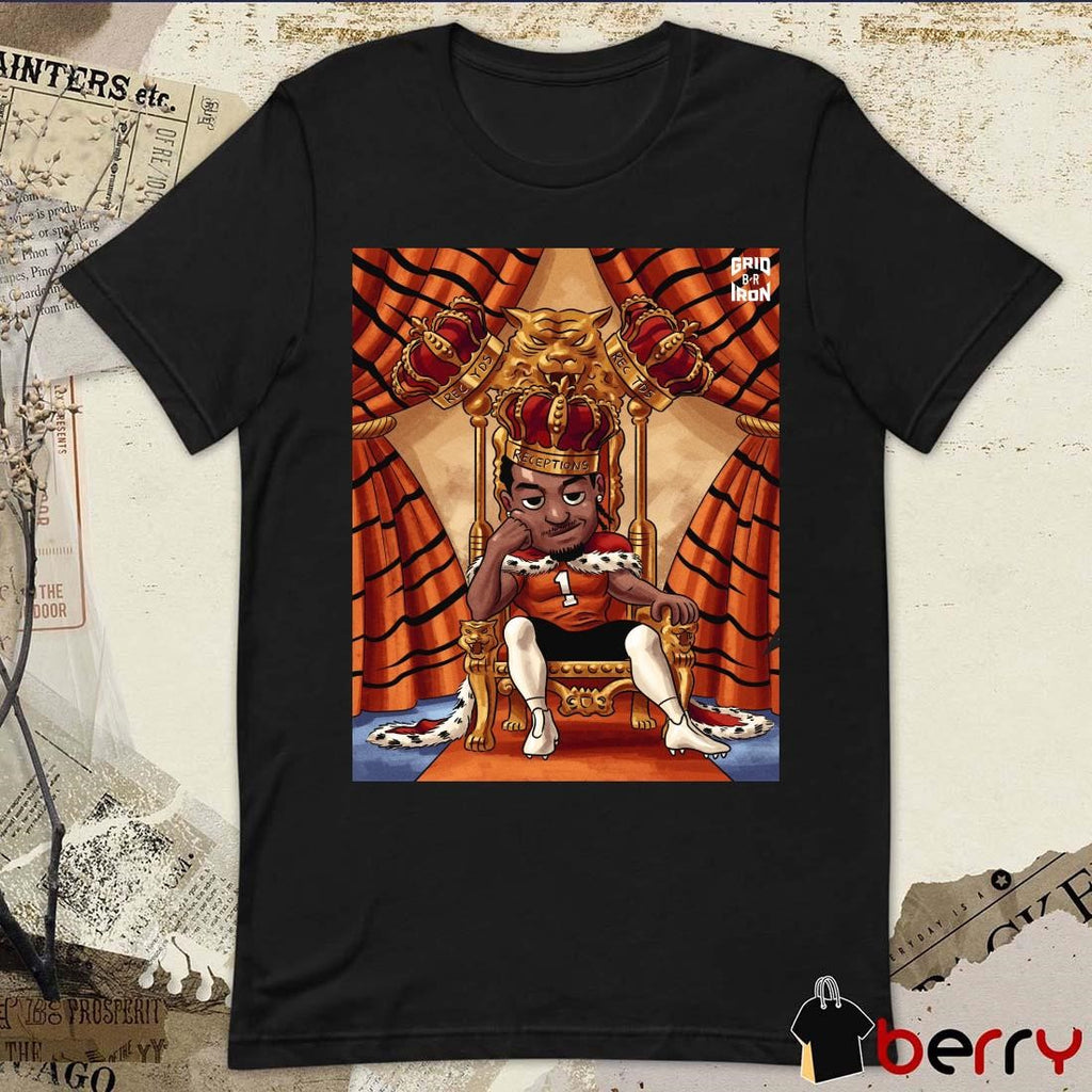 Poster Ja’Marr Chase Cincinnati Bengals Football Triple Crown Winner With 127 Receptions 1708 Yards 17 Rec TDs t-shirt