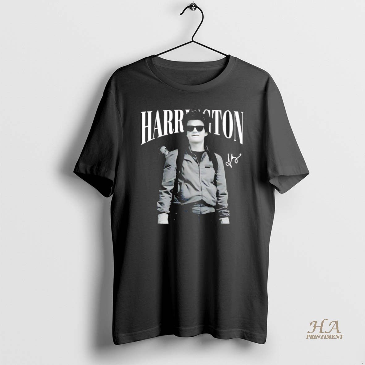 Official Steve Harrington Signature Vintage Black T-Shirts, Hoodie, Sweatshirt | InkNestWear.com