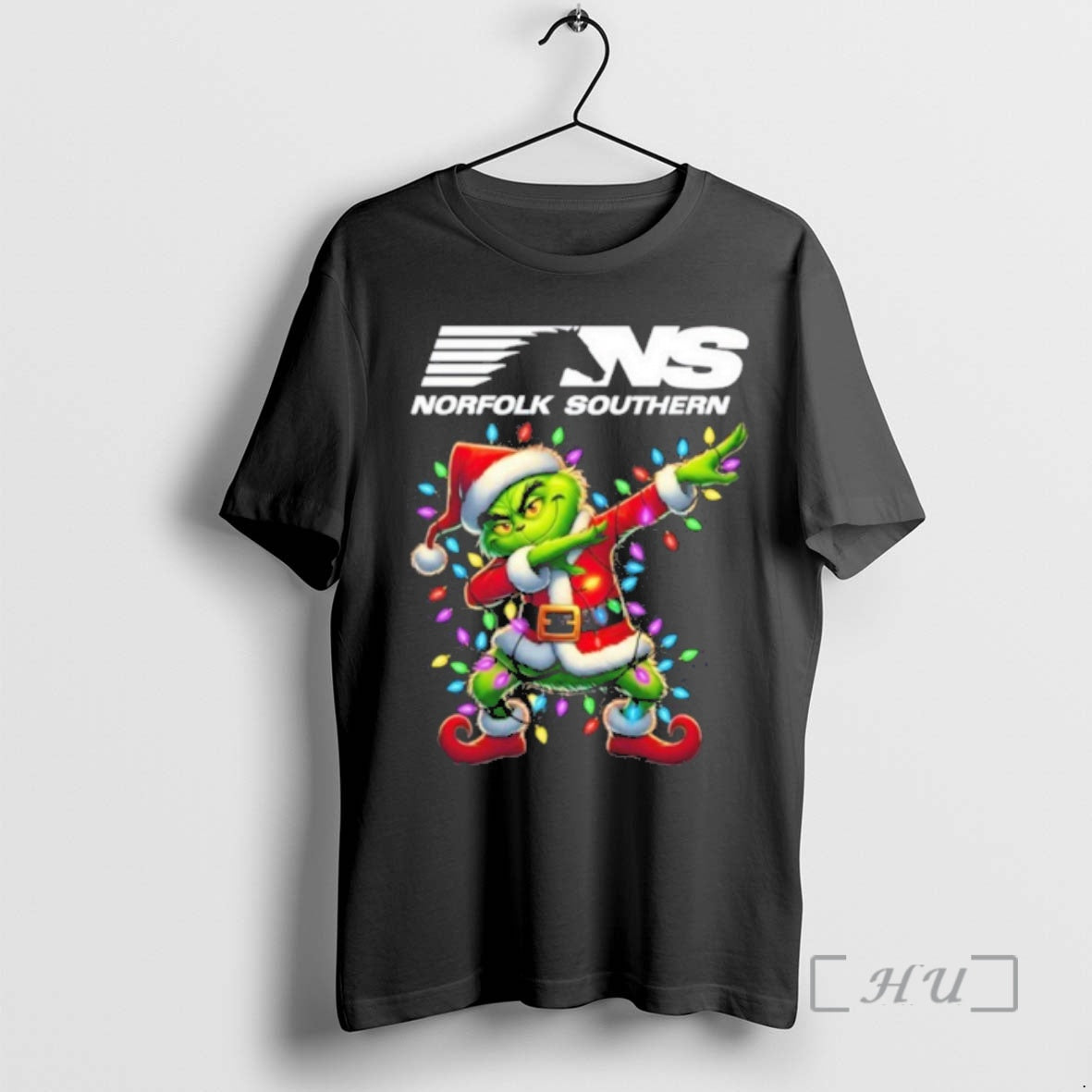 Officials 2025 Norfolk Southern Railway X Santa Grinch Dabbing Light T-Shirts, Hoodie, Sweatshirt | InkNestWear.com