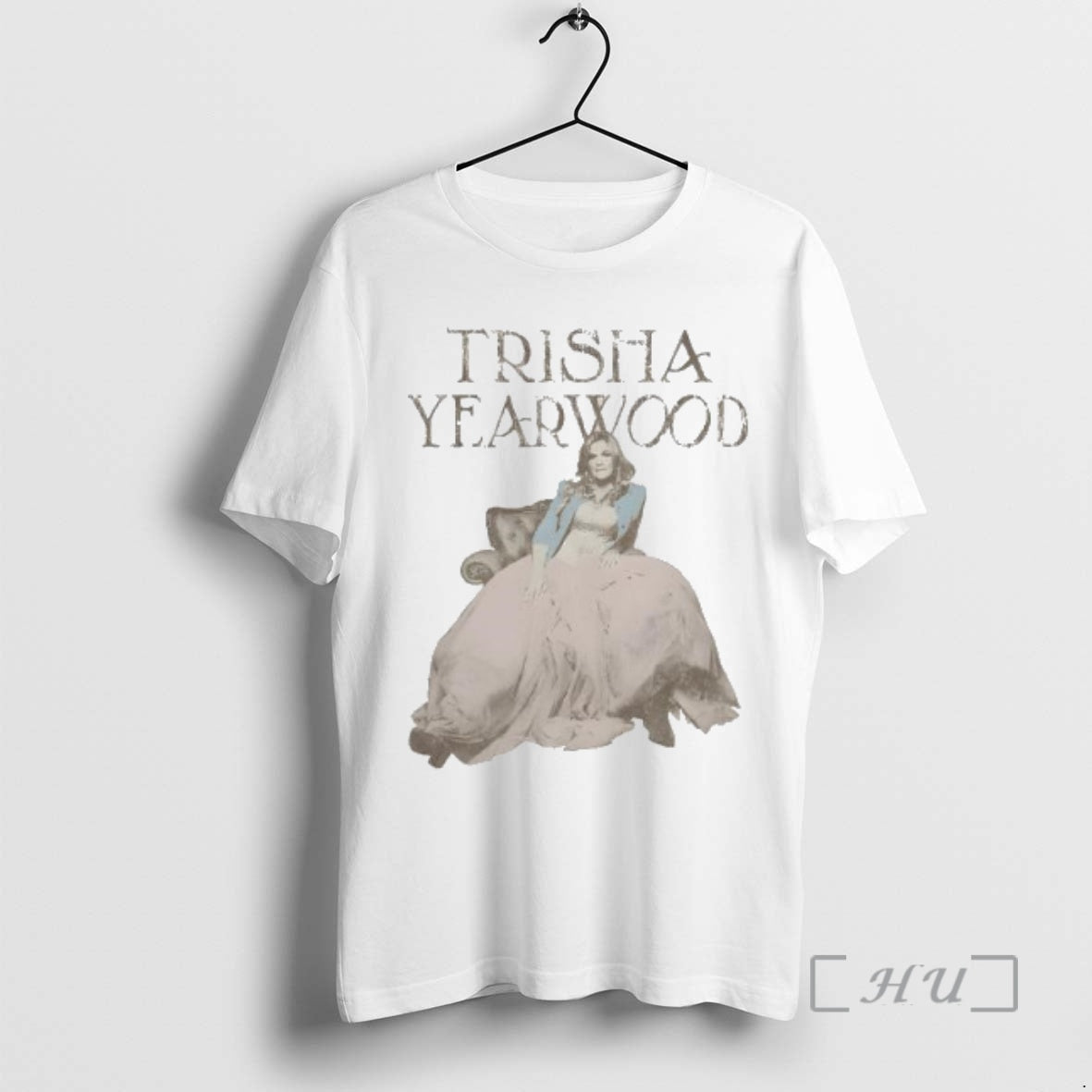 Officials 2025 Trisha Yearwood The Mirror T-Shirts, Hoodie, Sweatshirt | InkNestWear.com