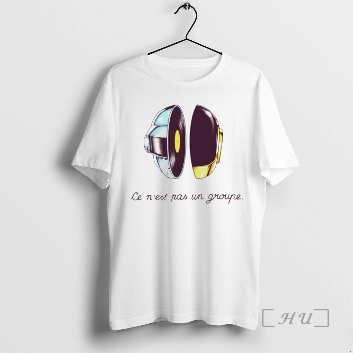 Officials Ce Nest Pas Un Groupe Ornaments T-Shirts, Hoodie, Sweatshirt | InkNestWear.com