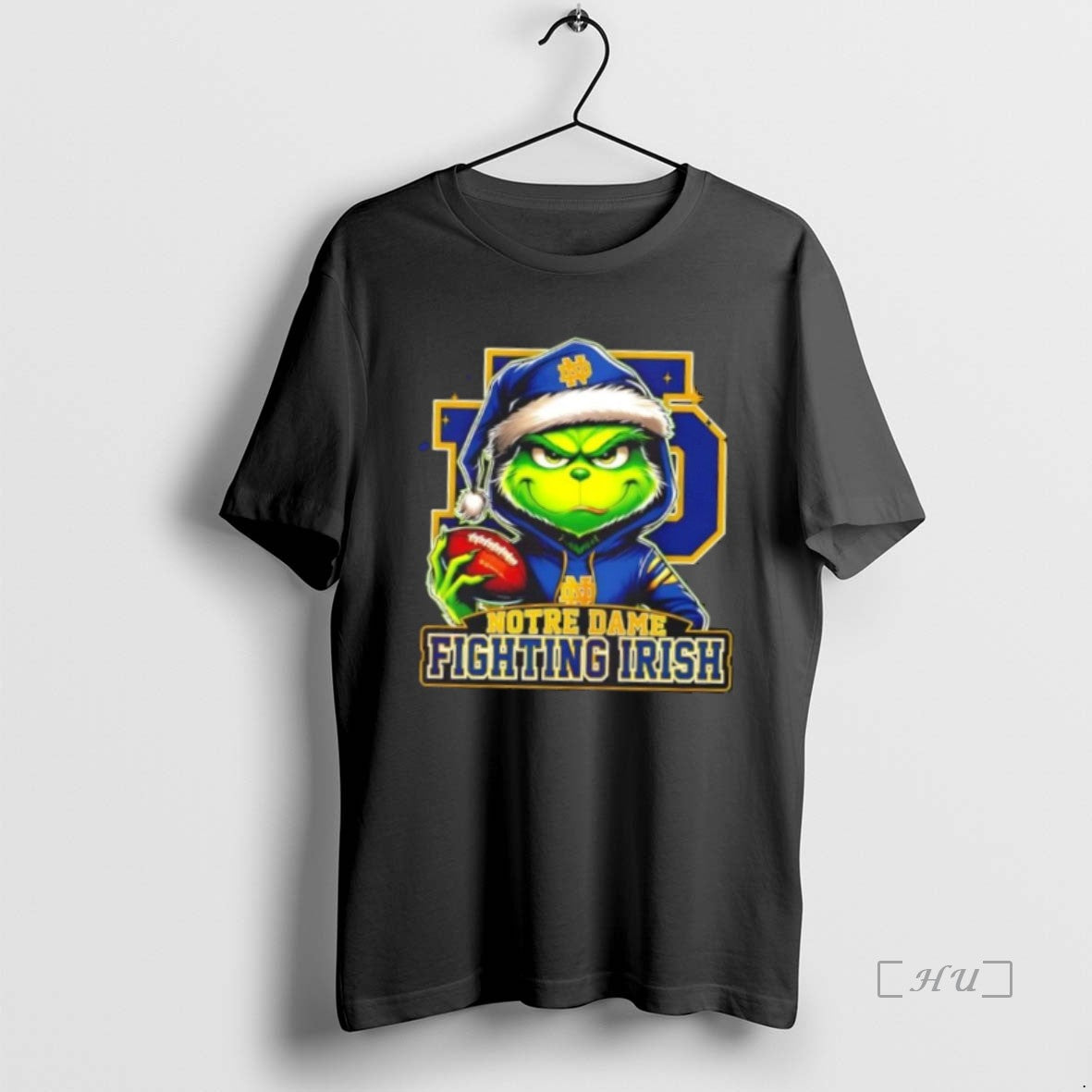 Officials Grinch Is Holding A Ball And Smiling At Notre Dame Fighting Irish Fans Christmas T-Shirts, Hoodie, Sweatshirt