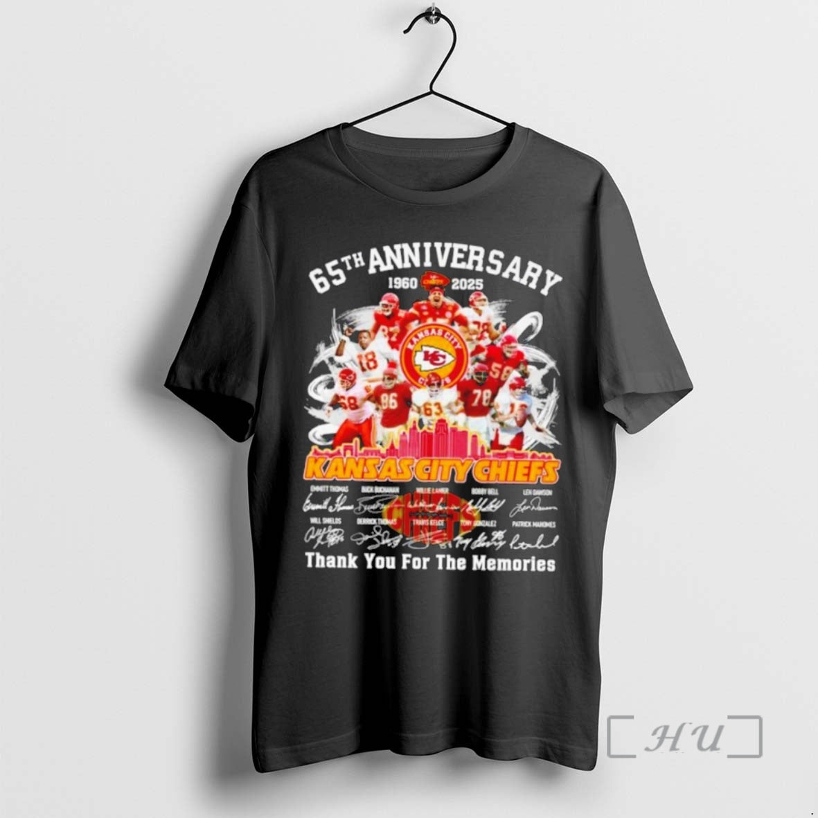 Officials Kansas City Chiefs 65th Anniversary 1960 2025 Thank You For The Memories Signatures Premium T-Shirts, Hoodie,...