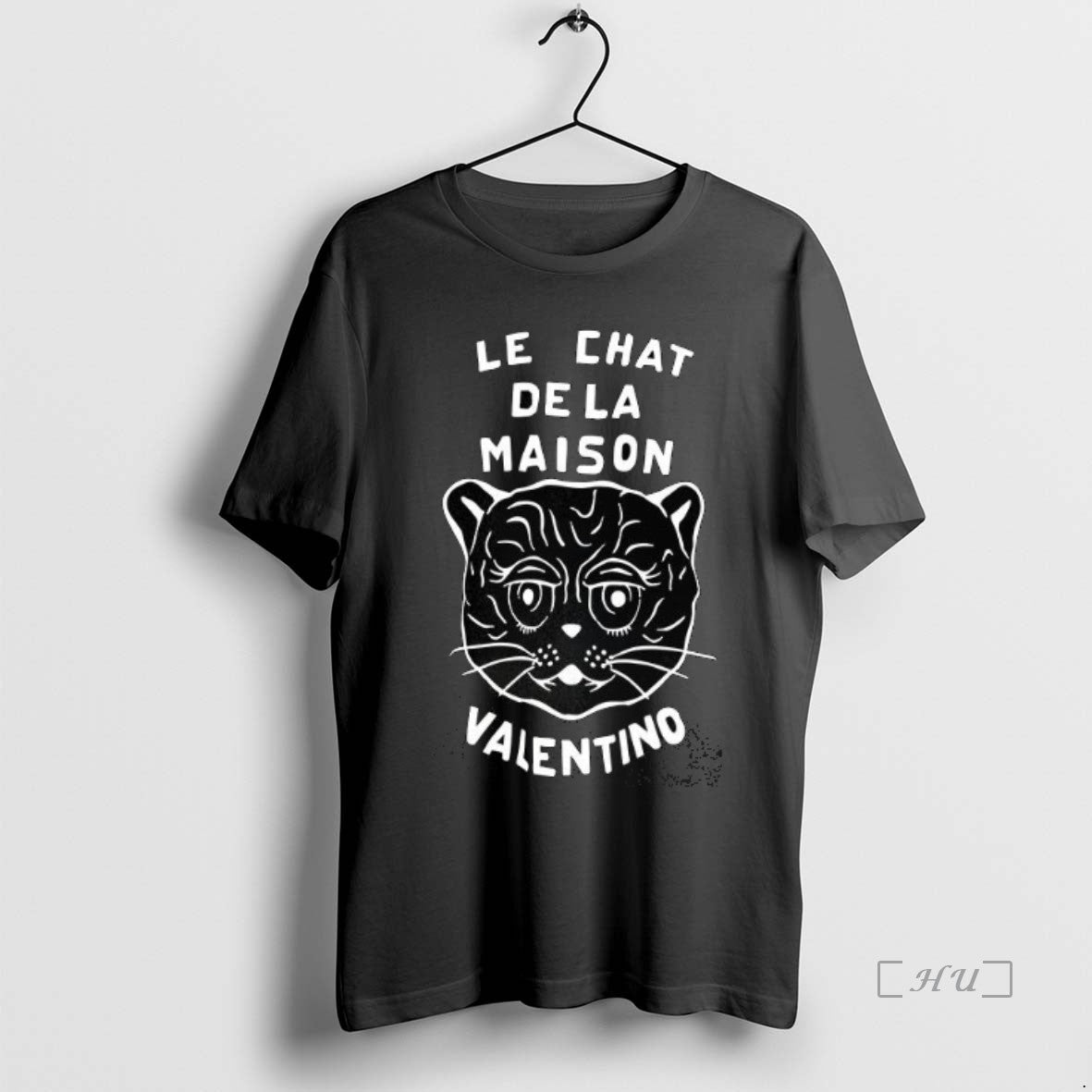 Officials Le Chat De La Maison Valentino T-Shirts, Hoodie, Sweatshirt | InkNestWear.com