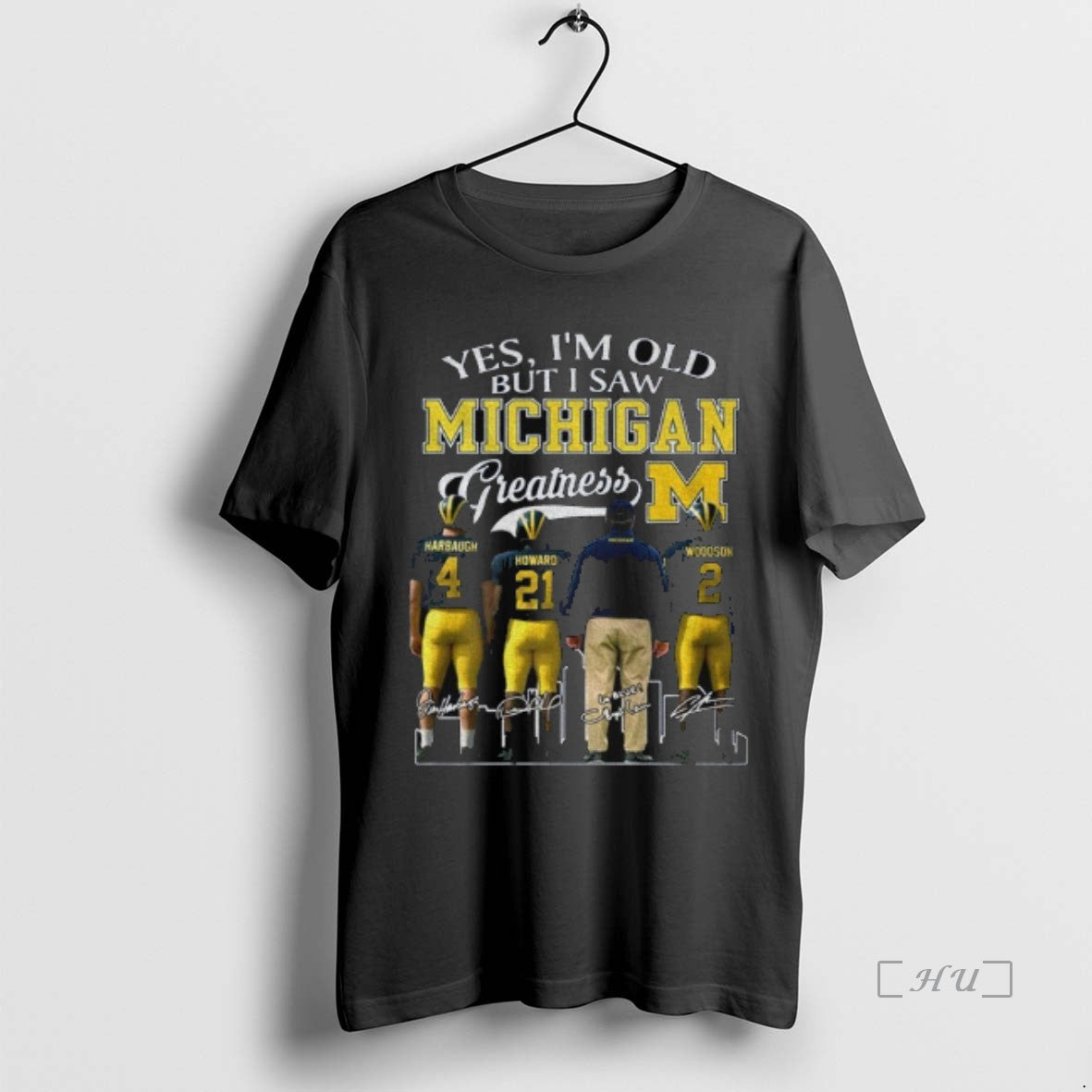 Officials Michigan Wolverines Yes Im Old But I Saw Michigan Greatness Team 2025 Signatures Premium T-Shirts, Hoodie,...