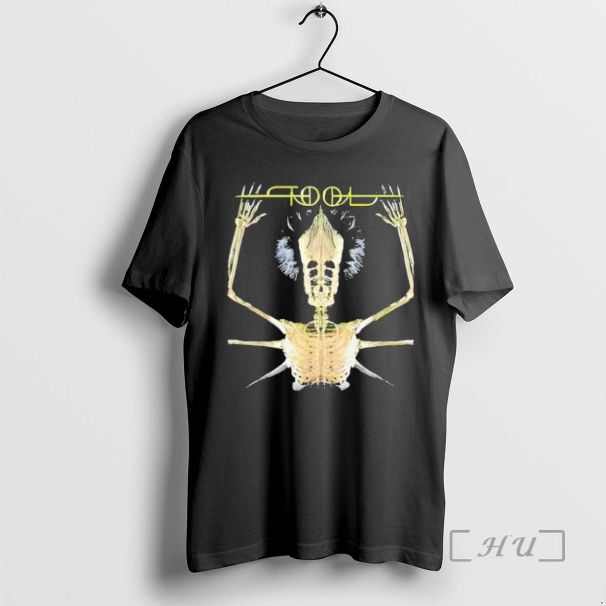 Officials Skeleton Vintage Tool Shake Handyma Sarcastic Music Bands T-Shirts, Hoodie, Sweatshirt | InkNestWear.com