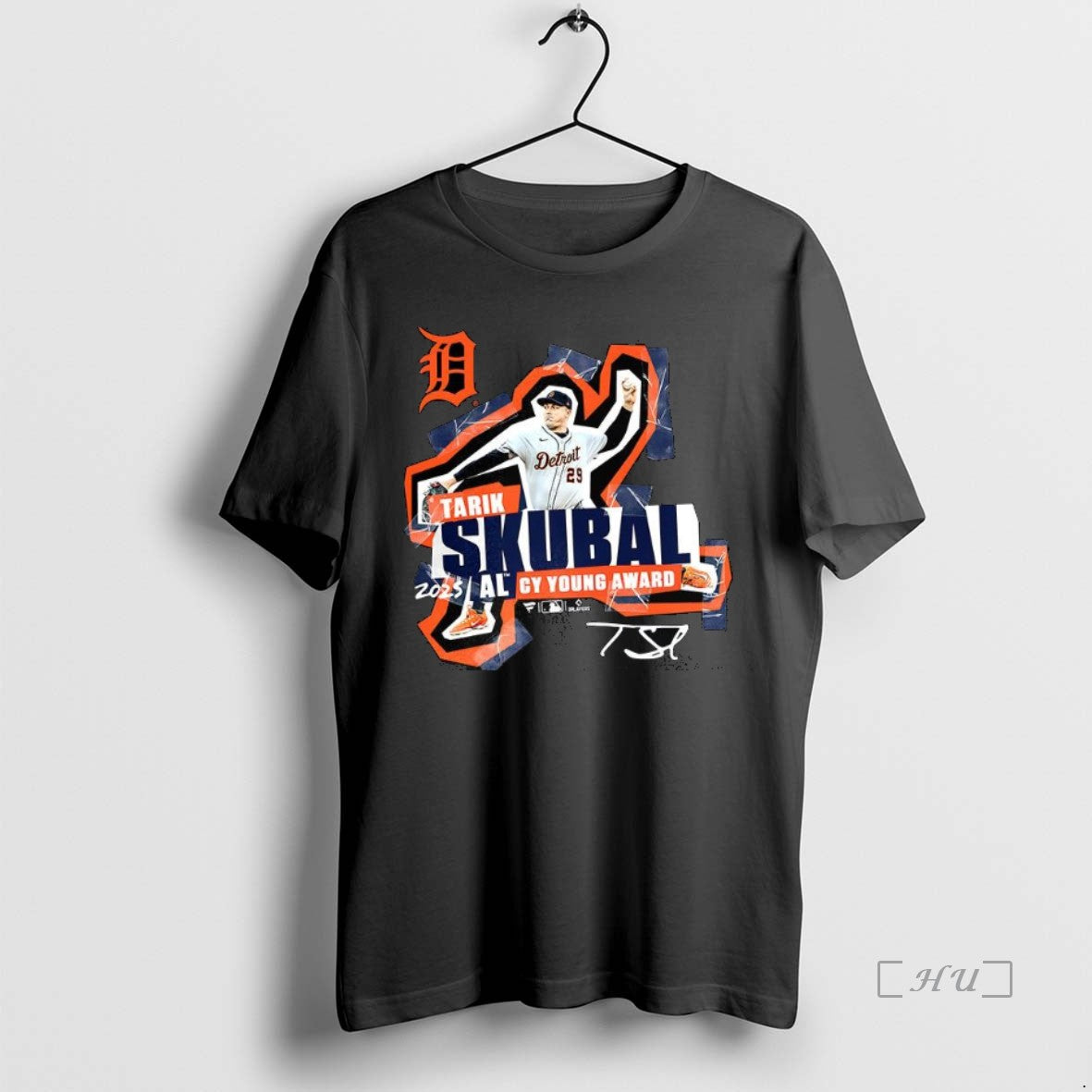 Officials Tarik Skubal Detroit Tigers 2025 National League Cy Young Award Winner Signature Premium T-Shirts, Hoodie,...