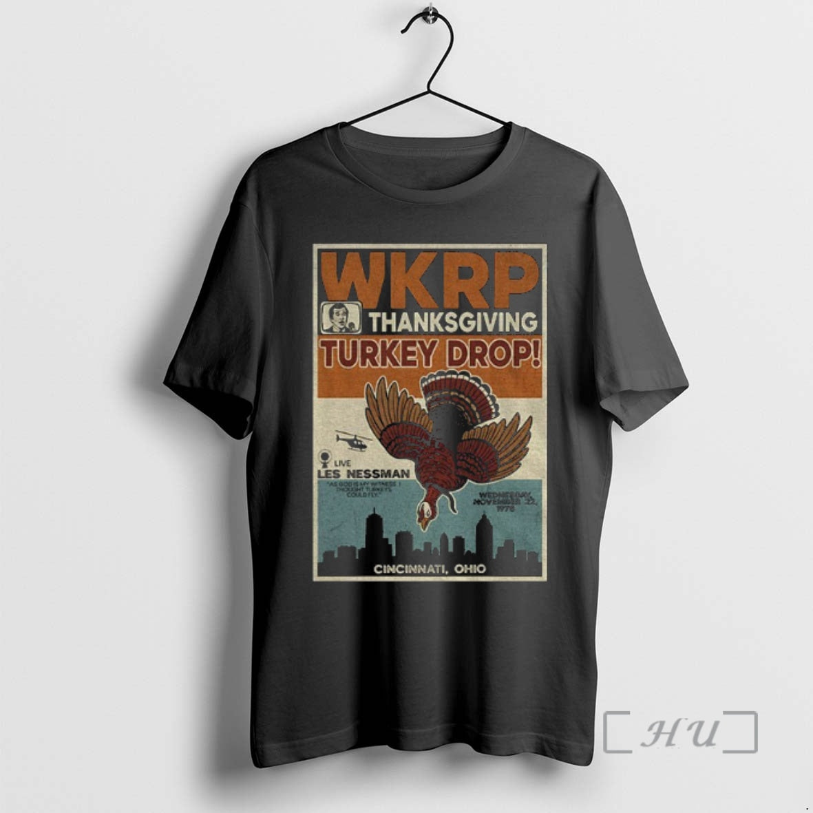 Officials Wkrp In Cincinnati Turkey Drop Thanksgiving Day Vintage T-Shirts, Hoodie, Sweatshirt | InkNestWear.com