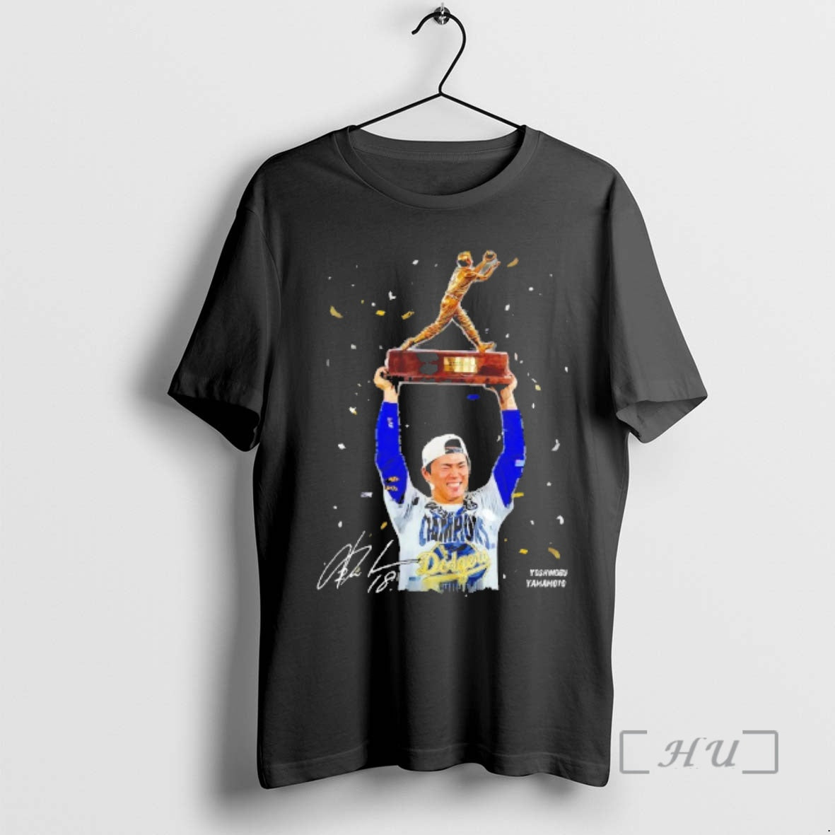 Officials Yoshinobu Yamamoto Los Angeles Dodgers Raise Mvp World Series Cup Signature T-Shirts, Hoodie, Sweatshirt