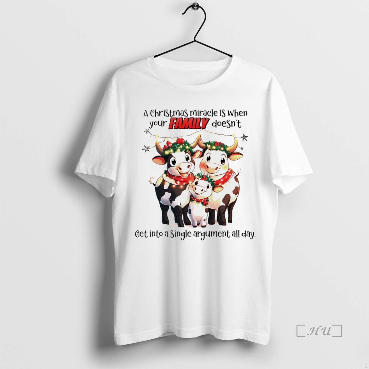 Officials Pnkwqfps A Christmas Miracle Is When Your Family Doesnt Get Into A Single Argument T-Shirts, Hoodie, Sweatshirt