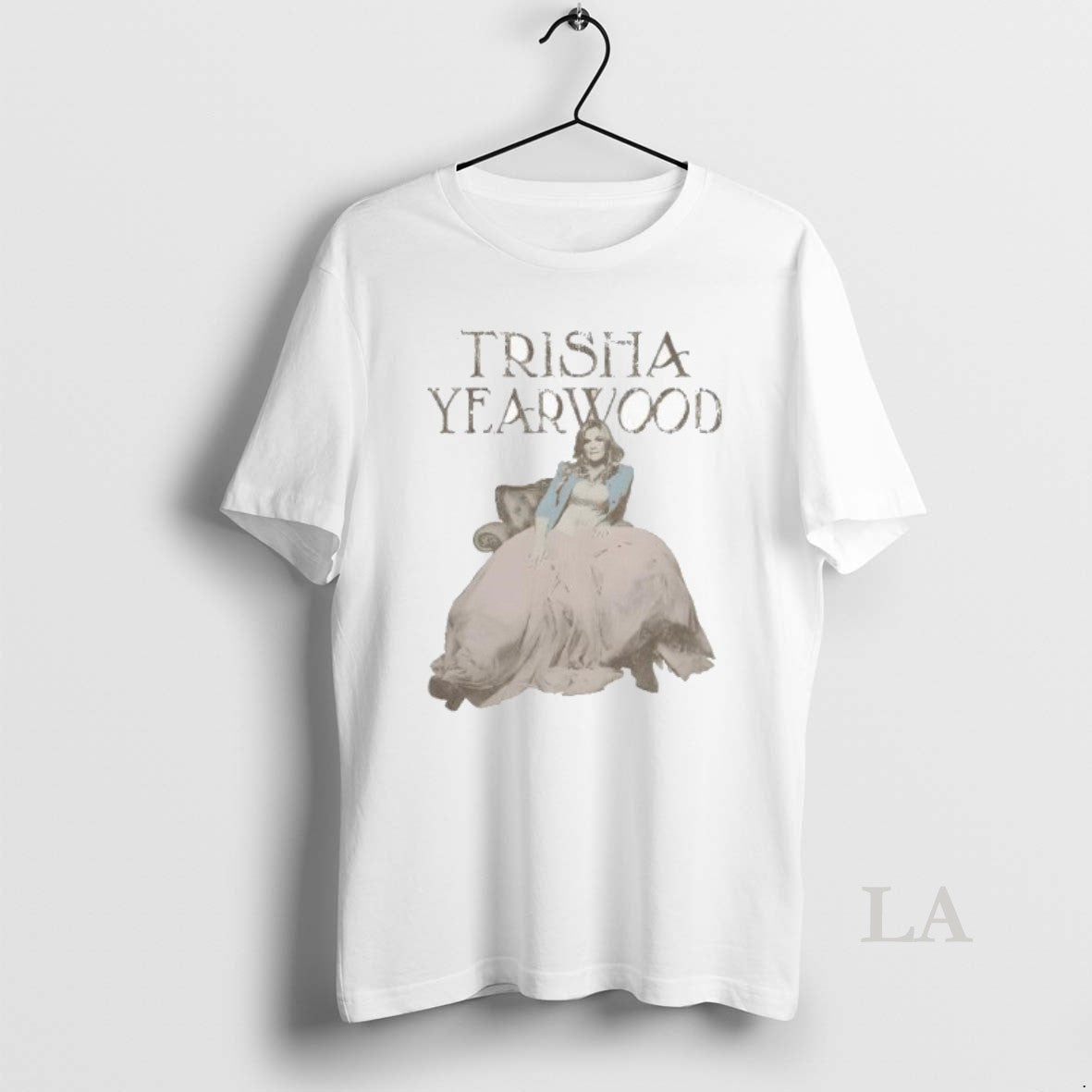 Original 2025 Trisha Yearwood The Mirror T-Shirts, Hoodie, Sweatshirt | InkNestWear.com