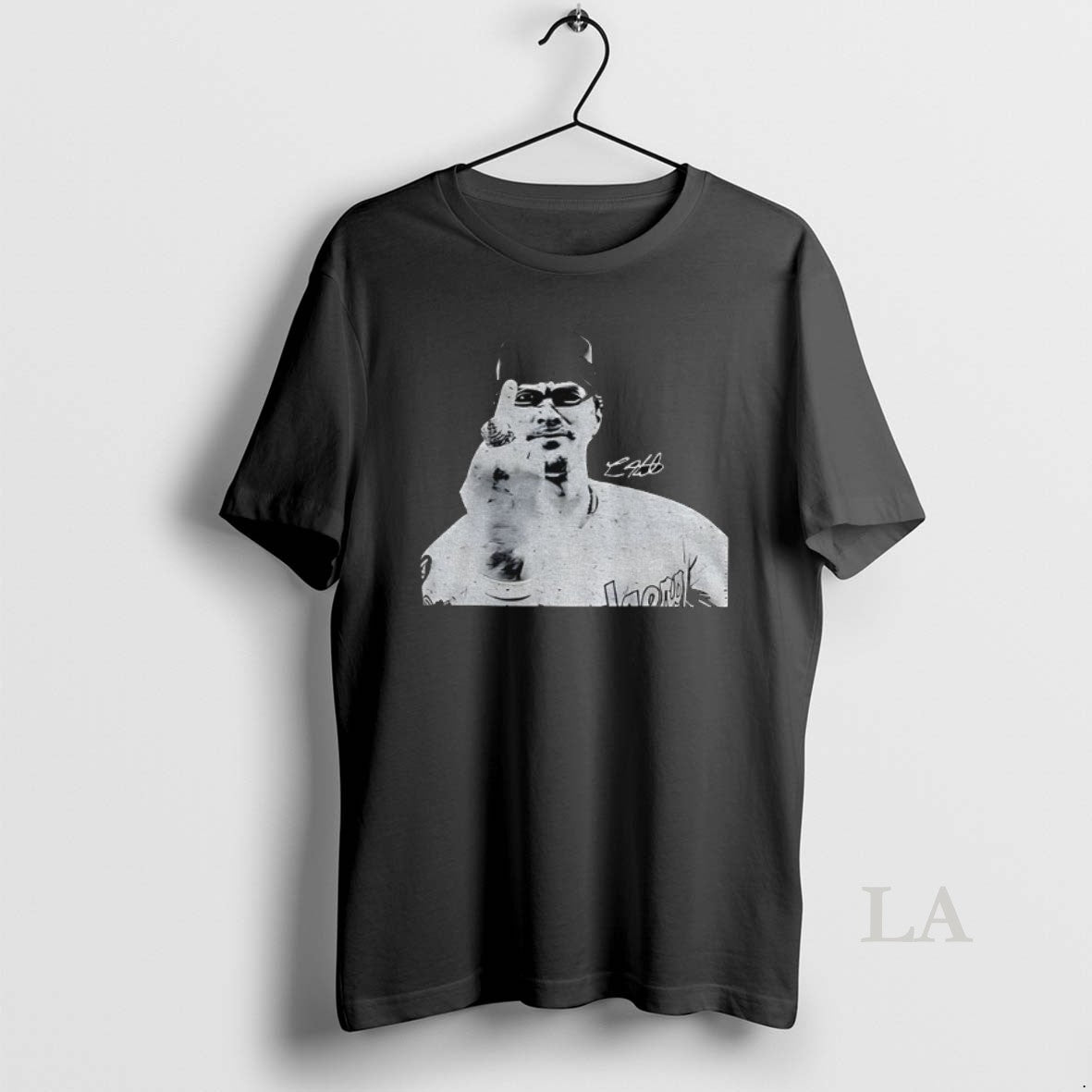 Original Kike Hernandez Funny Middle Finger Signed T-Shirts, Hoodie, Sweatshirt | InkNestWear.com