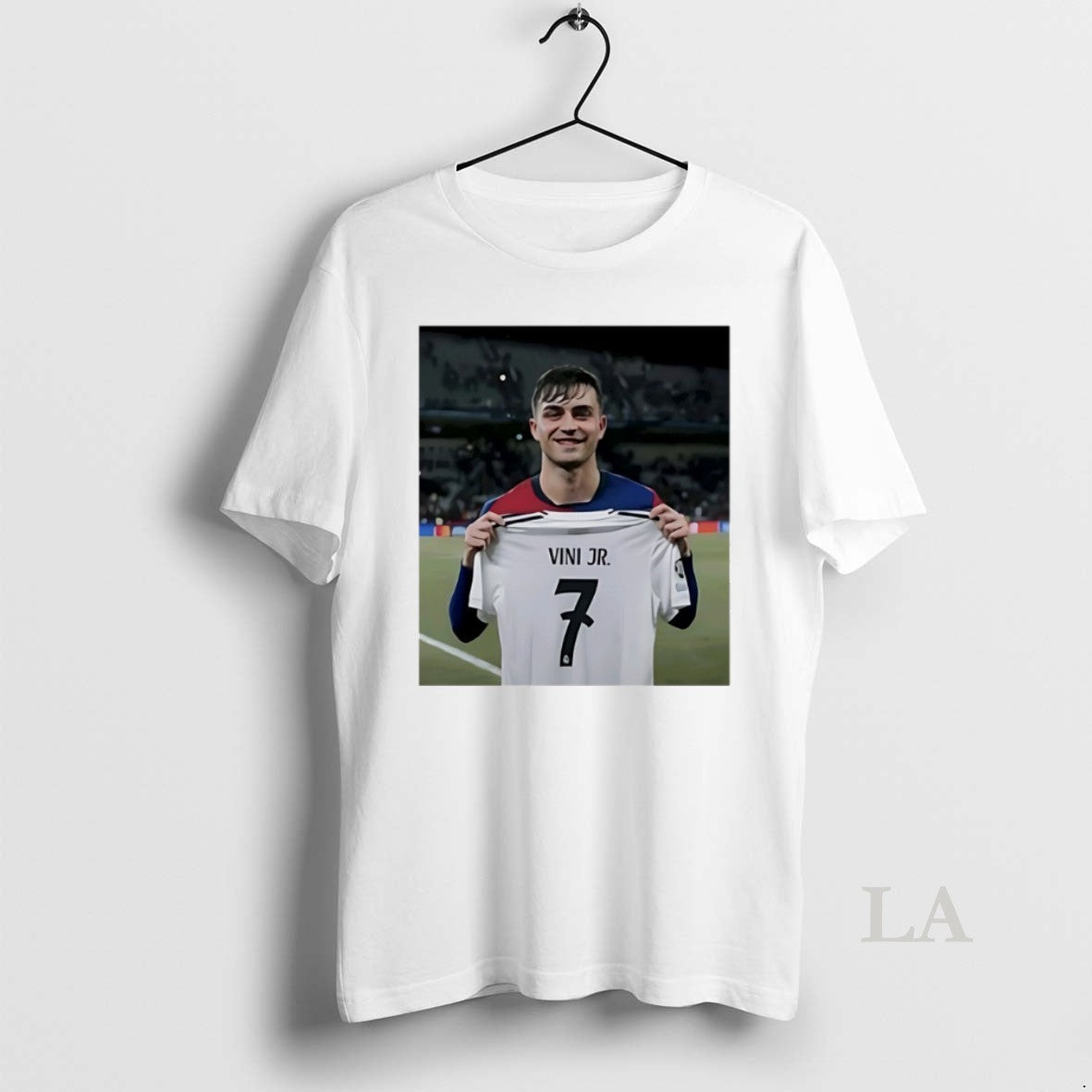 Original Pedri Pulling Vinicius Junior 7 T-Shirts, Hoodie, Sweatshirt | InkNestWear.com