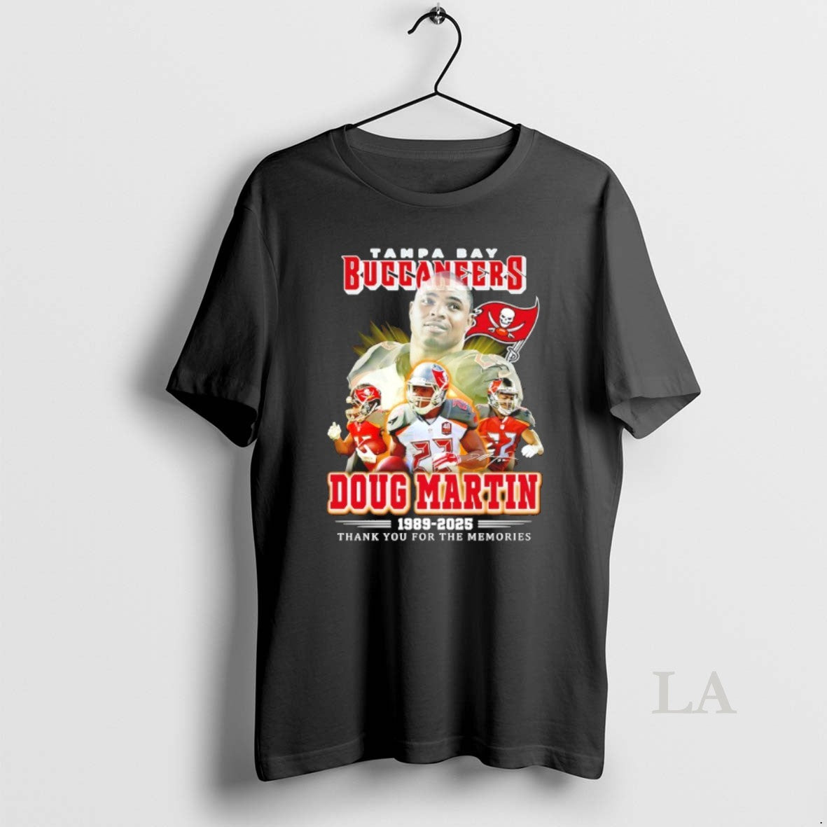 Original Tampa Bay Buccaneers Doug Martin 1989 2025 Thank You For The Memories Signature T-Shirts, Hoodie, Sweatshirt