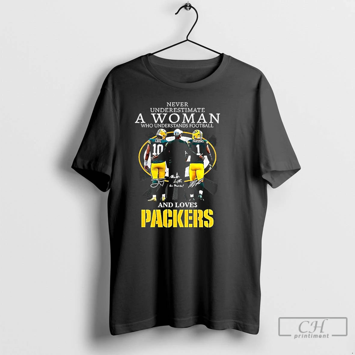 Premium Never Underestimate A Woman Who Loves Packers Matt Lafleur Love Parsons Signature T Shirts Hoodie, Sweatshirt
