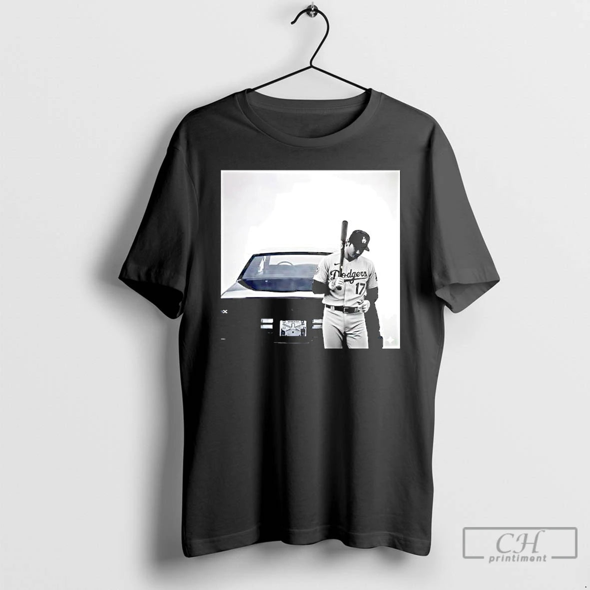 Premium Shohei Ohtani Los Angeles Dodgers Player Standing Vintage Car Photograph T Shirts Hoodie, Sweatshirt