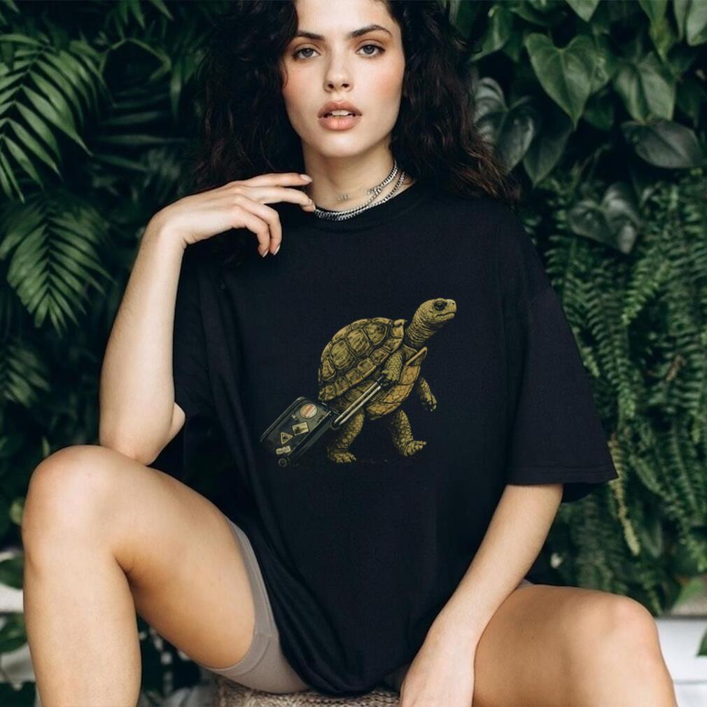 Slow Traveler Turtle Luggage Suitcase Illustration T Shirt