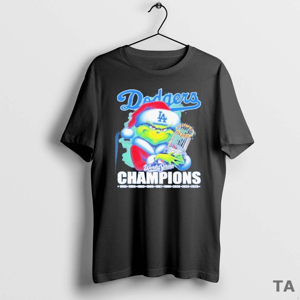 Top The Grinch Los Angeles Dodgers World Series Champions 2025 Christmas Hug Trophy Mlb T-Shirts, Hoodie, Sweatshirt