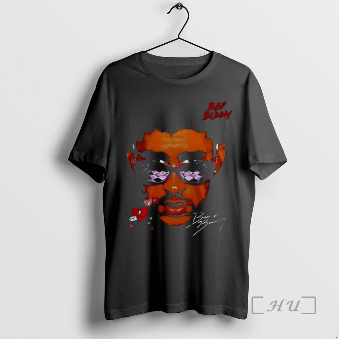 Trending Bad Bunny X Debi Tirar Mas Fotos World Tour Portrait Signature T-Shirts, Hoodie, Sweatshirt | InkNestWear.com