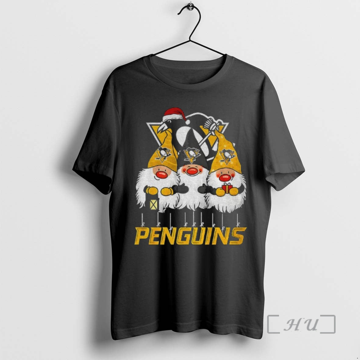 Trending Gnome Santa Hat Pittsburgh Penguins Nhl Hockey 2025 Cartoon Merry Christmas Premium T Shirts Hoodie, Sweatshirt