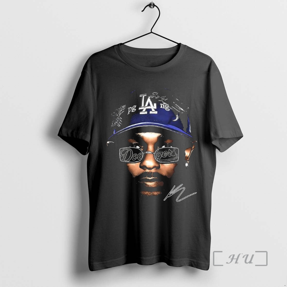 Trending Kendrick Los Angeles Dodgers World Series Champions 2025 Big Face Signature T-Shirts, Hoodie, Sweatshirt