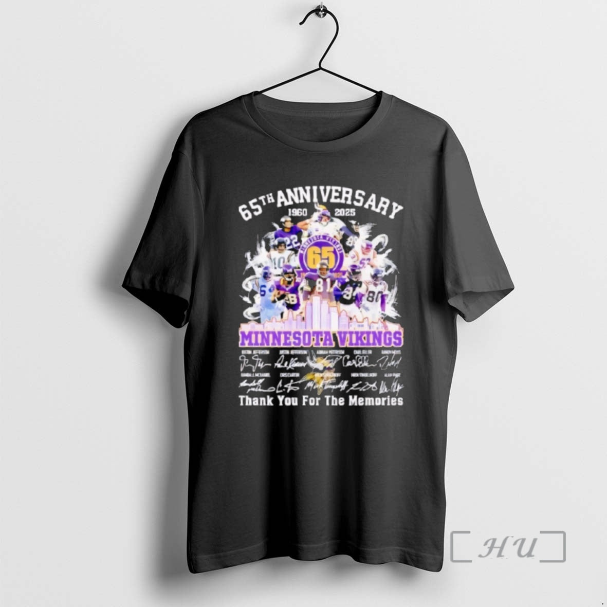 Trending Minnesota Vikings 65th Anniversary 1960 2025 Skyline Thank You For The Memories Premium T-Shirts, Hoodie, Sweatshirt