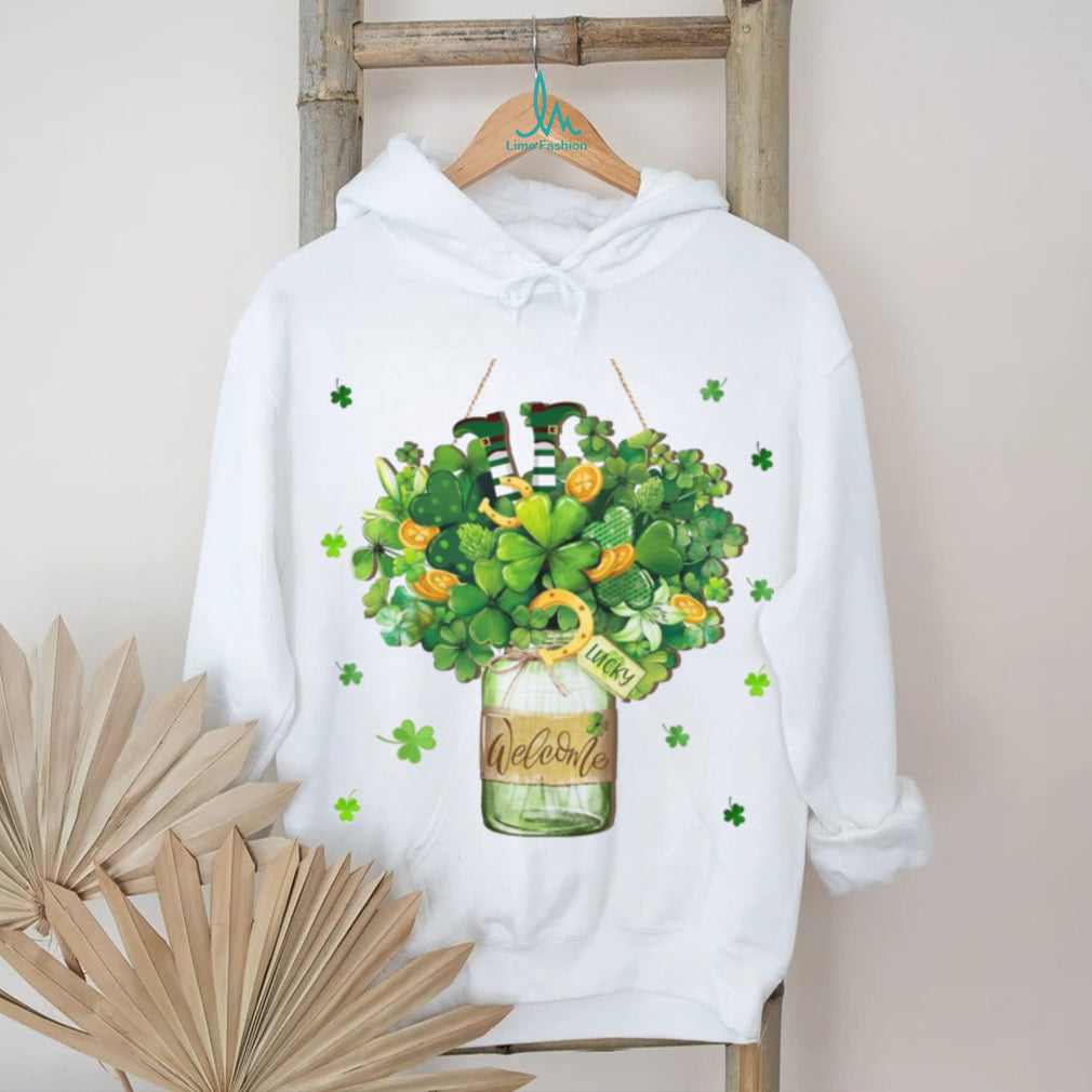 Welcome Lucky Mason Jar Shamrock Bouquet St. Paddy’s Day Art T Shirt