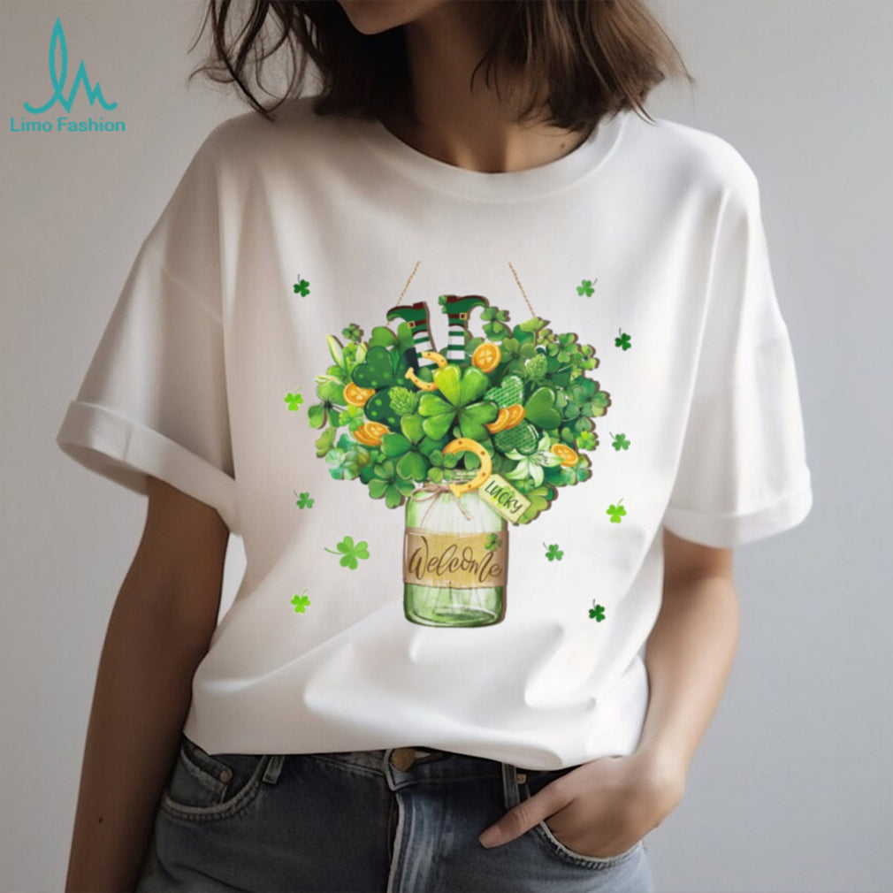 Welcome Lucky Mason Jar Shamrock Bouquet St. Paddy’s Day Art T Shirt