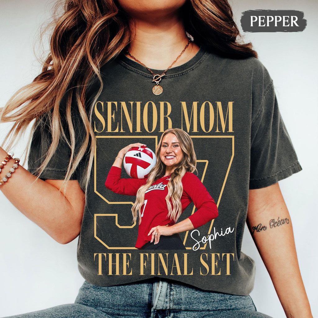 Personalised Vintage Photo Senior Mom Volleyball Custom Name Jersey Number Class 2027 Game Day Matching Family Tee (1)