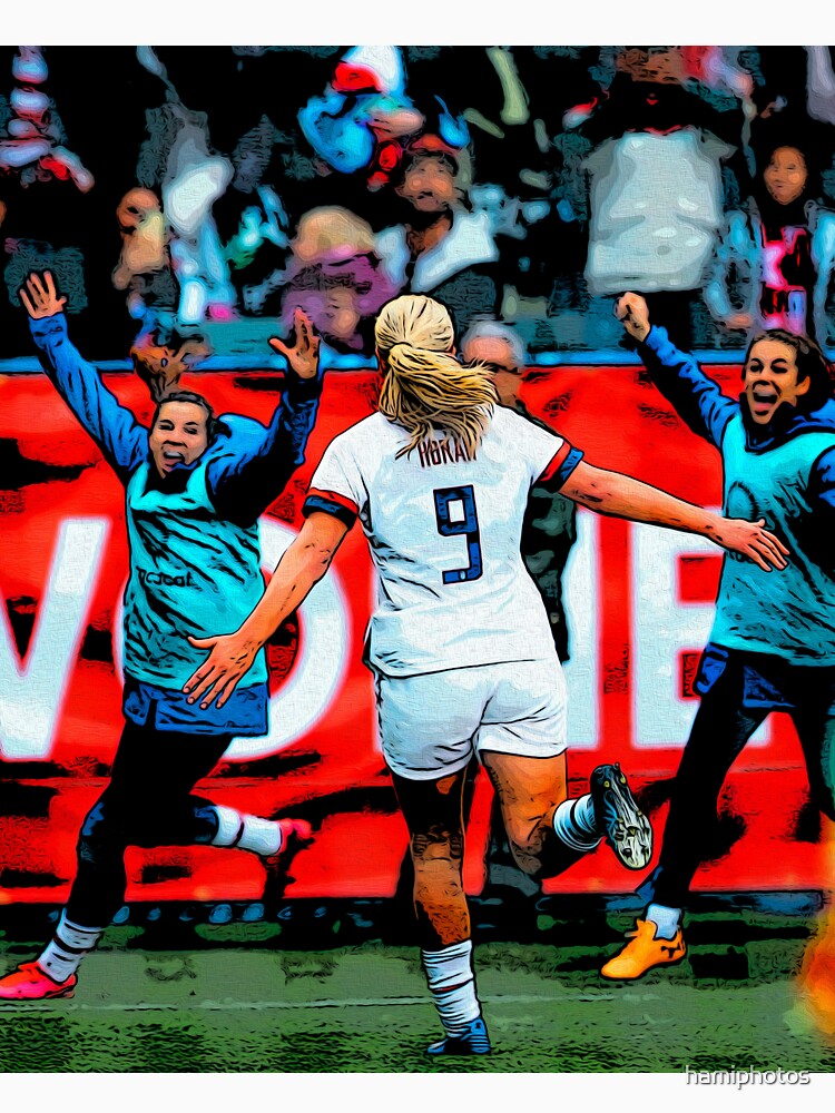 Lindsey Horan celebrating with Tobin Heath and Kelley O'Hara by hamiphotos