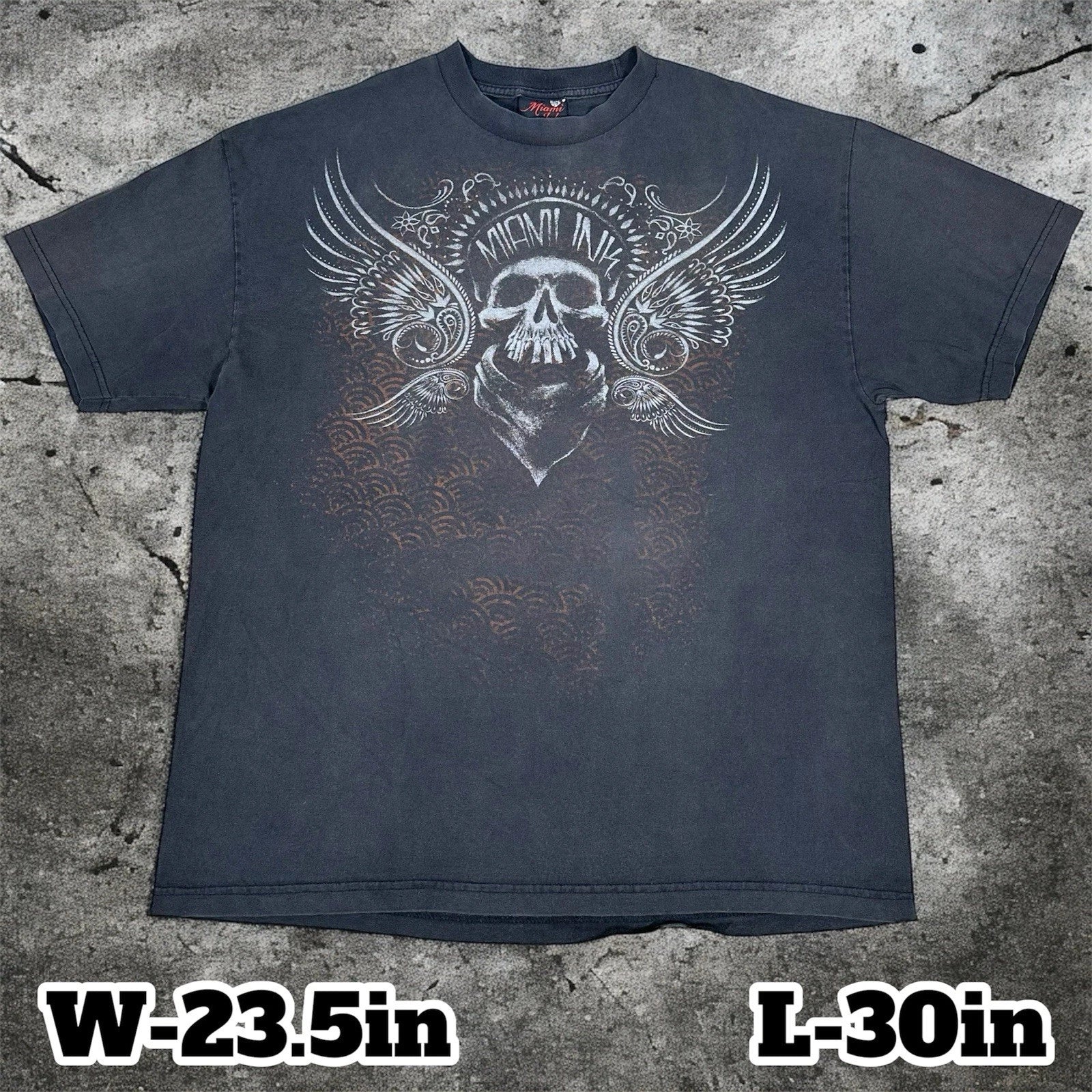 Vintage Y2K 2007 Miami Ink Merch Skull Wing Tattoo Graphic Print T-Shirt Size XL