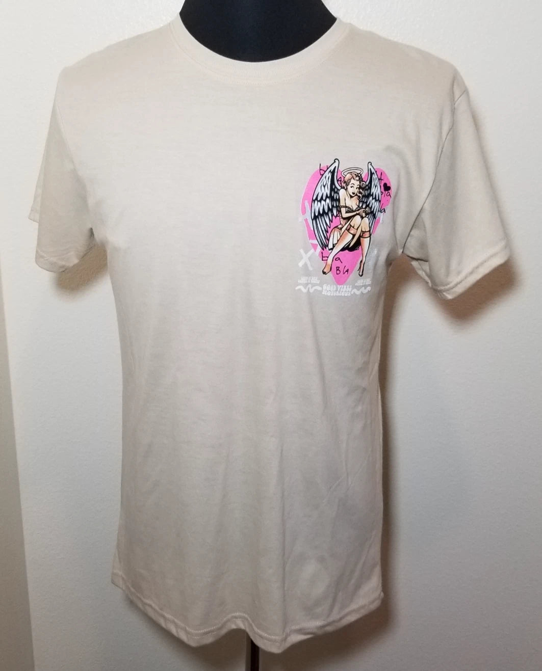 Fresh Laundry Mens Small T Shirt Saints Club Good Vibes Tan Retro Street NWOT