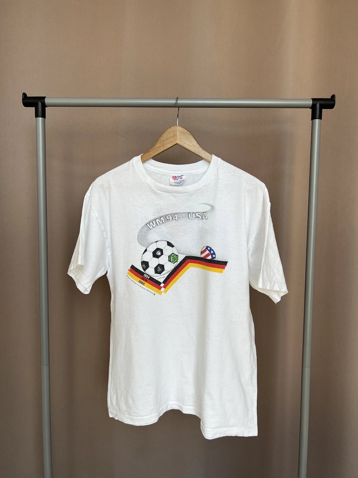Football World Cup 1994 T-Shirt Mens Size L World Flags Vintage Soccer Hanes
